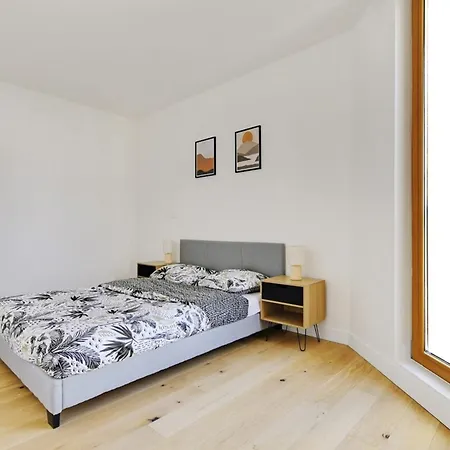 Holiday home Flexliving - - Fessart Paris